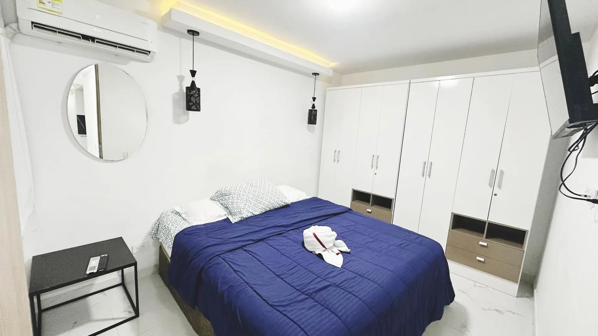 Moderno Apto Low Cost 15 Min Cc Buena Vista 2 Tv Con Parqueadero Barranquilla  0*,  Kolumbia